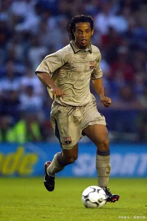 俱乐部的持 俱乐部的持