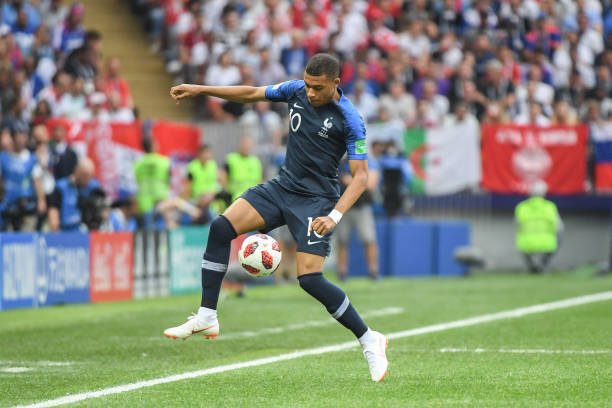 支持对于巴 支持对于巴