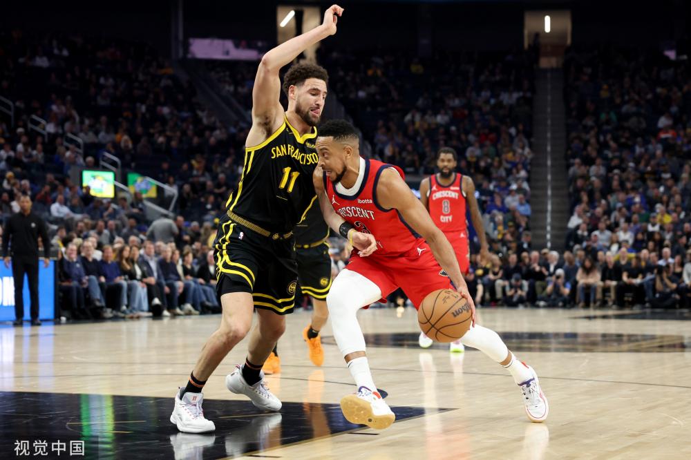 各自门将多 各自门将多